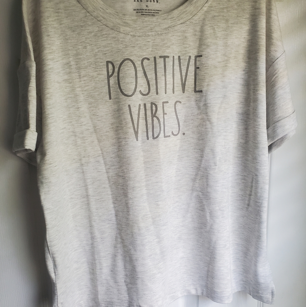 New women's Rae Dunn positive vibes shirt size XL